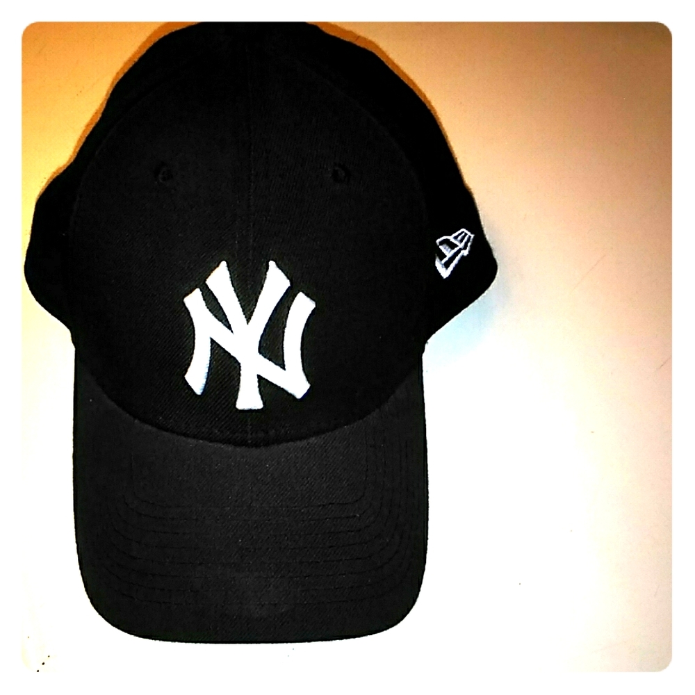 New York Yankees New Era Hat. Med/Lrg